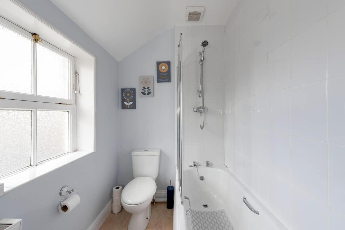 The King'S Meadery Apartment Bath Bagian luar foto
