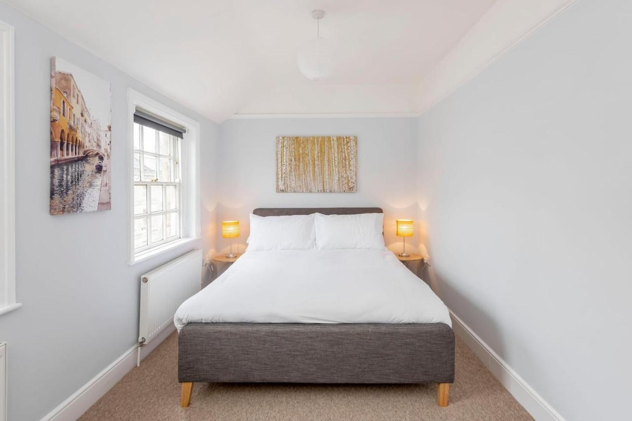 The King'S Meadery Apartment Bath Bagian luar foto